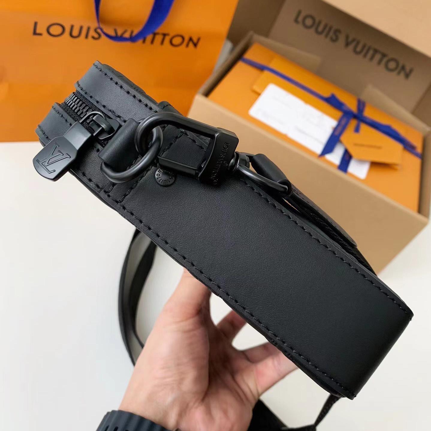 Louis Vuitton Duo Messenger(26*18.5*5cm) - 