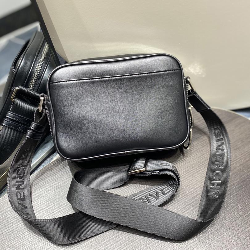Givenchy Black Camera Messenger Bag (20x14x6cm) - 