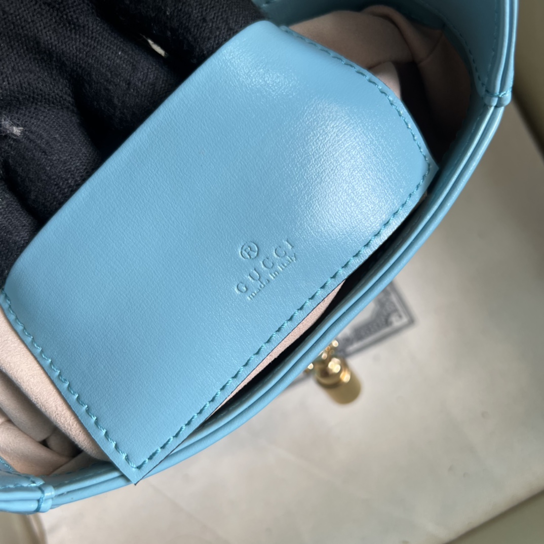 Gucci Jackie 1961 Mini Shoulder Bag (19x13x3cm) - 