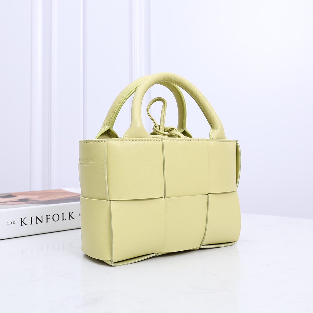 Bottega Veneta Candy Arco Tote Bag - PerfectKickZ