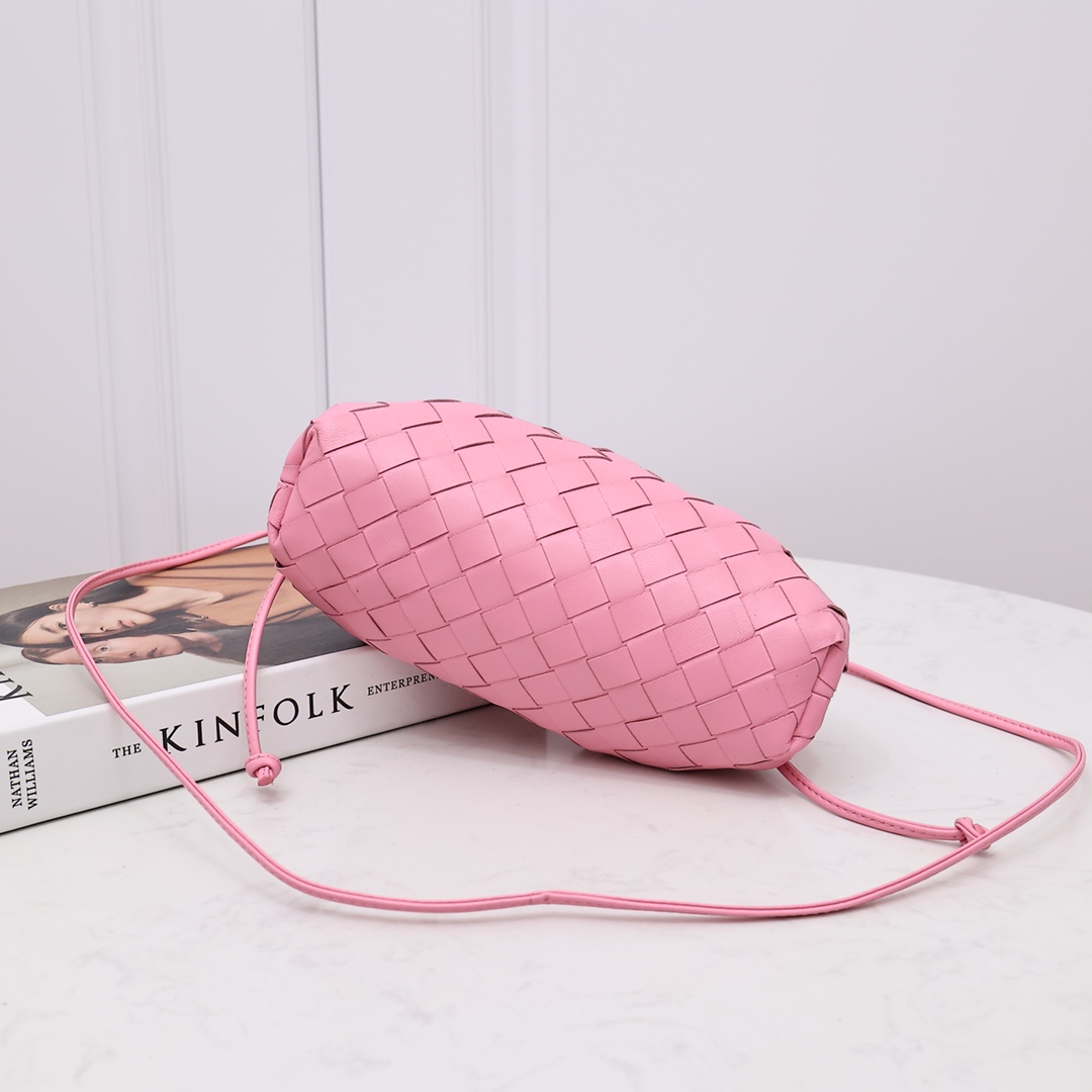 Bottega Veneta Mini Pouch - PerfectKickZ