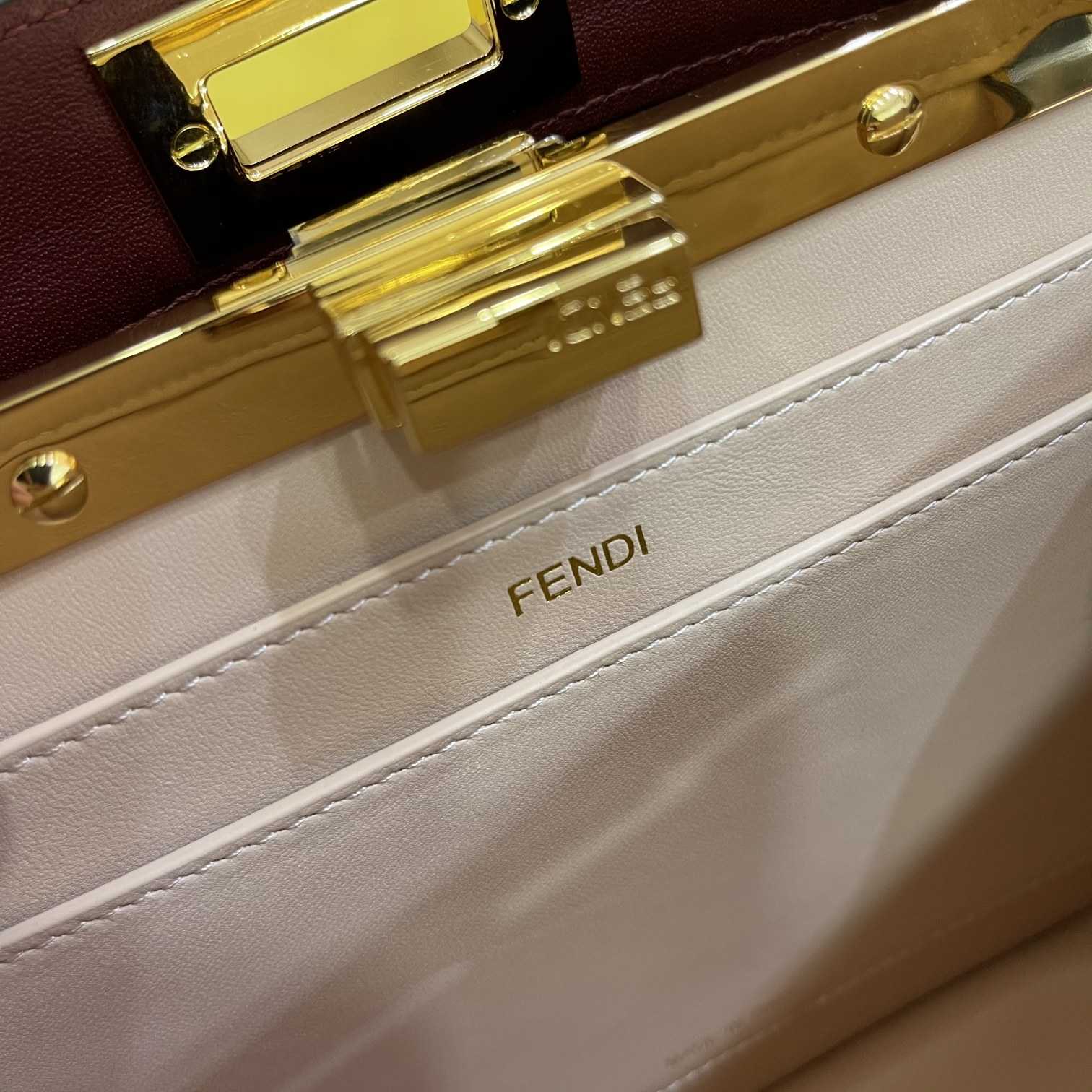 Fendi Peekaboo Iseeu Small Beige Leather Bag - 