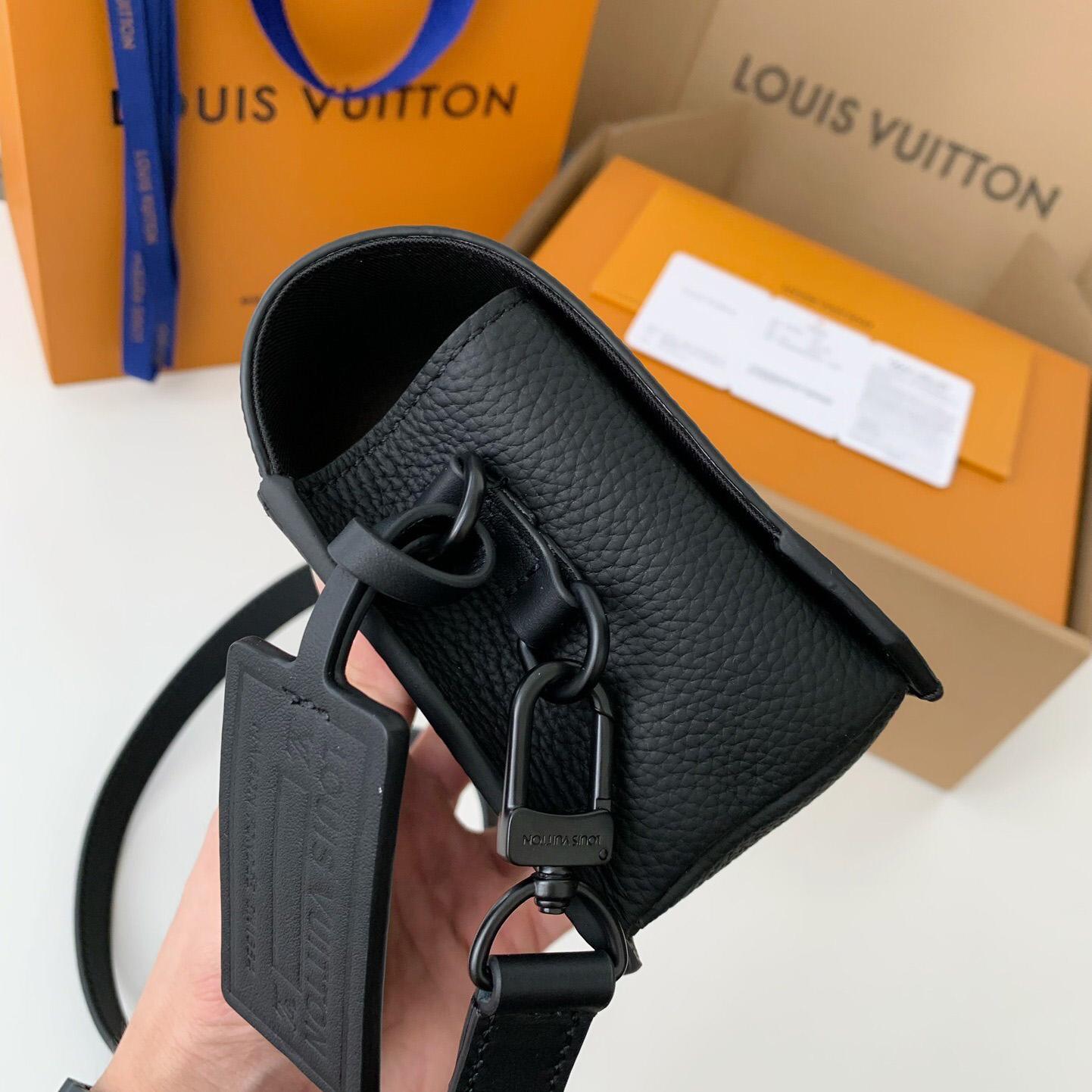 Louis Vuitton Fastline Wearable Wallet   M82085 - PerfectKickZ