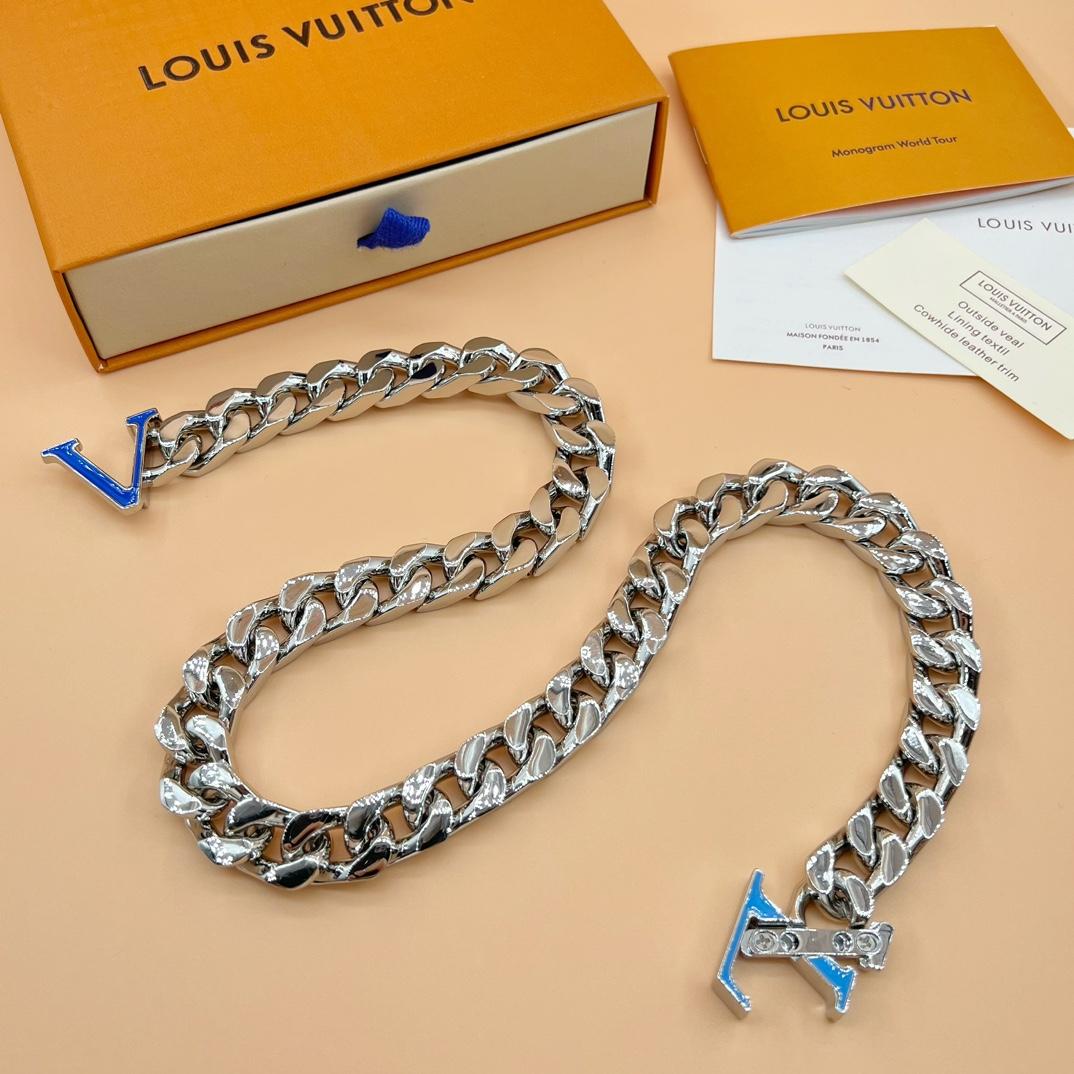 Louis Vuitton LV Chain Necklace    M00907 - PerfectKickZ