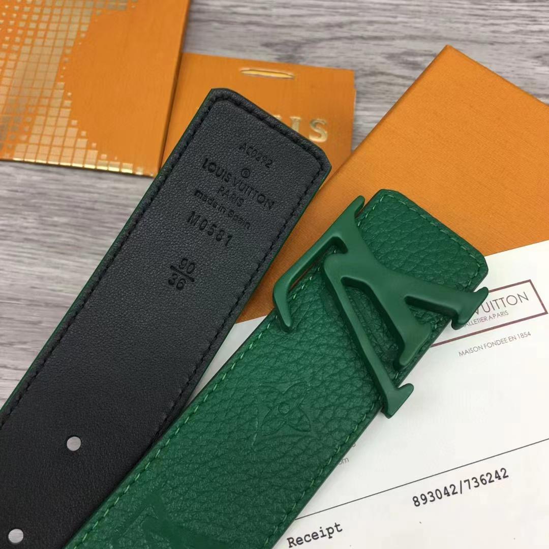 Louis Vuitton LV Shape 40MM Reversible Belt - PerfectKickZ