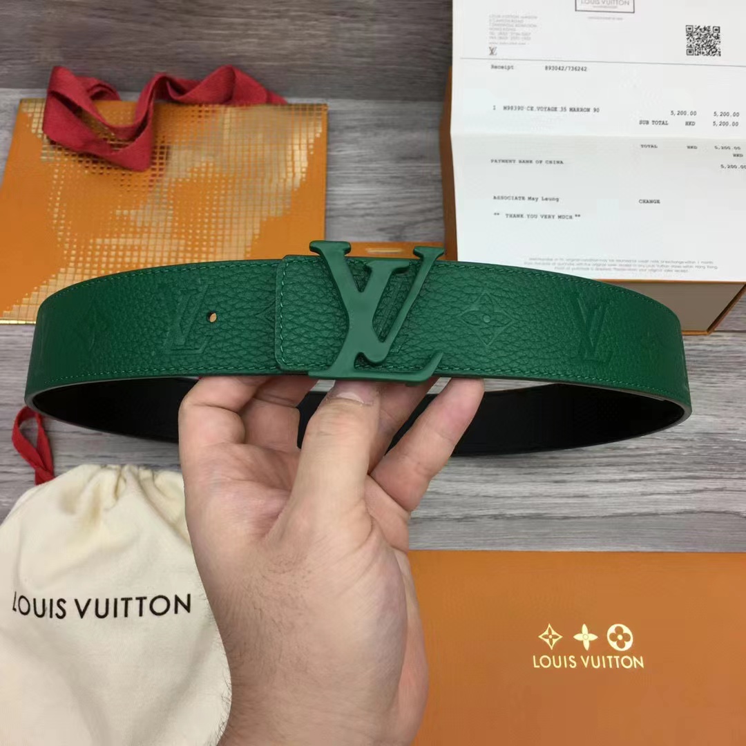 Louis Vuitton LV Shape 40MM Reversible Belt - PerfectKickZ