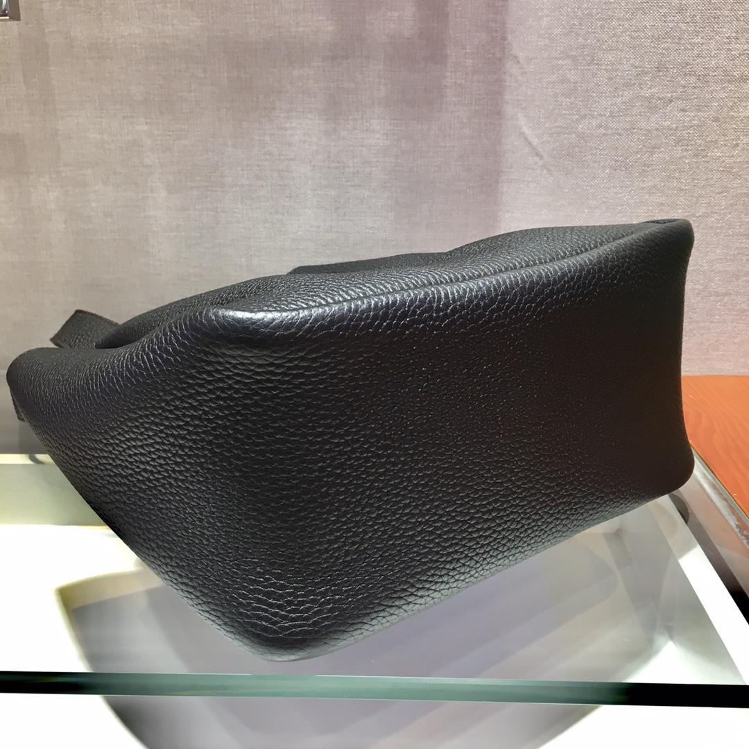 Prada Leather Tote - PerfectKickZ