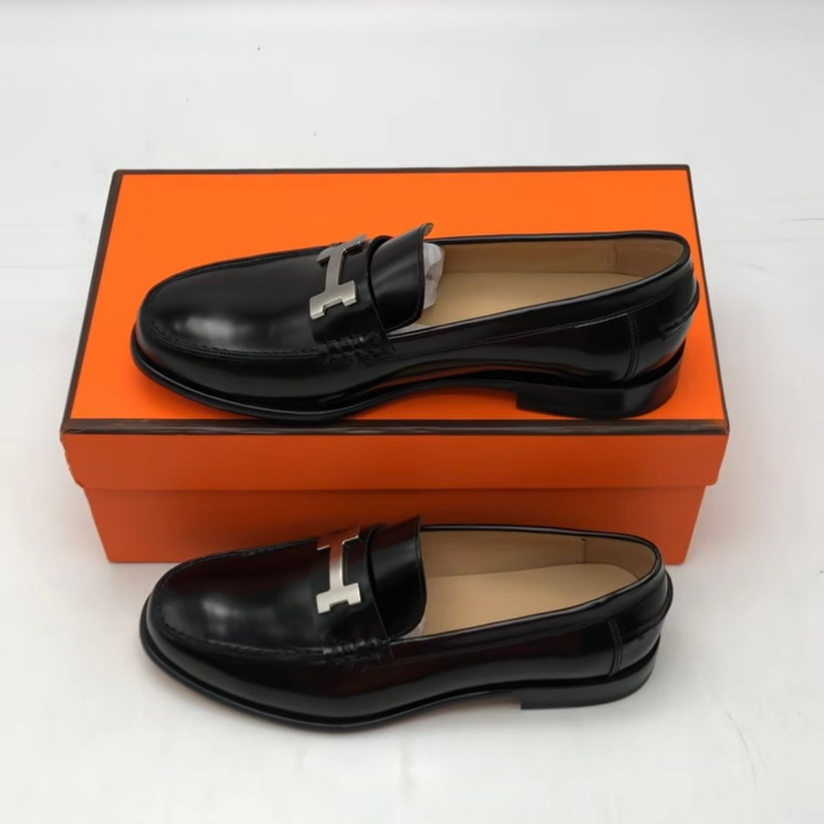 Hermes Loafers In Black - PerfectKickZ