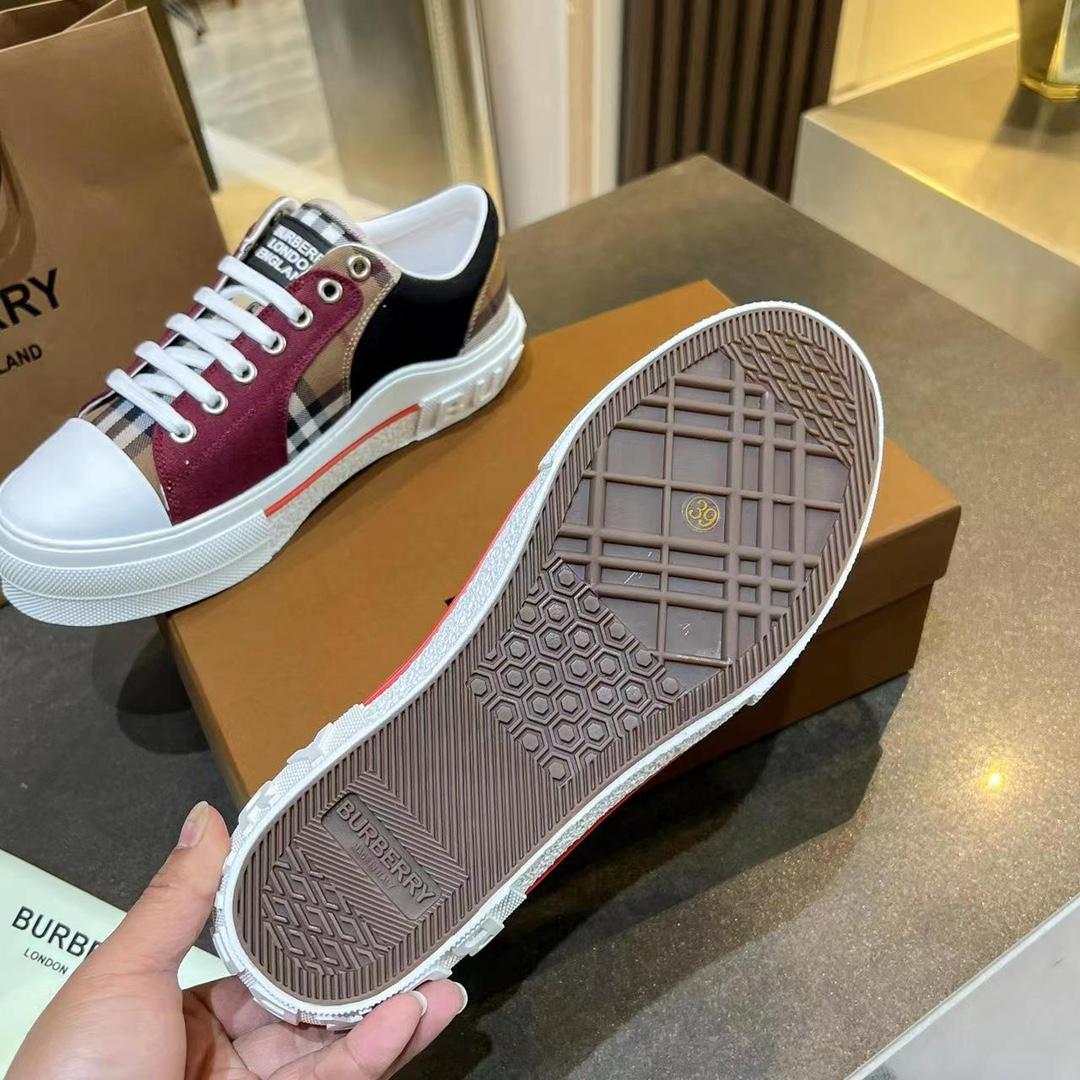 Burberry Kai Check Low-Top Sneakers - PerfectKickZ