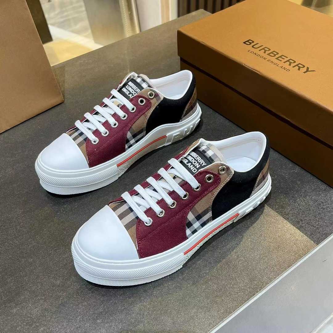 Burberry Kai Check Low-Top Sneakers - PerfectKickZ