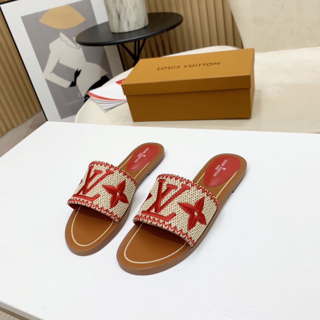 Louis Vuitton Lock It Flat Mule - PerfectKickZ