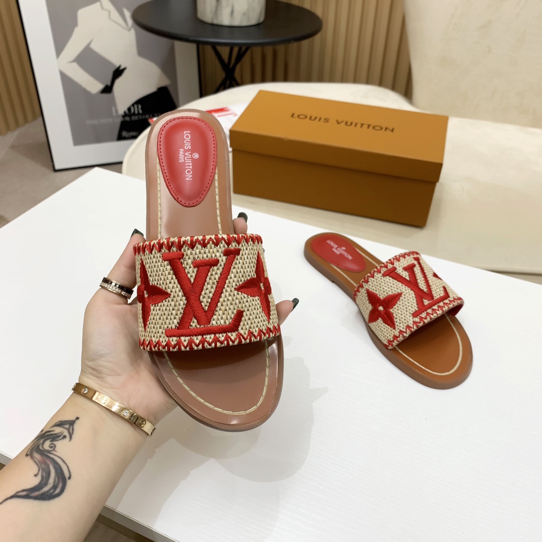 Louis Vuitton Lock It Flat Mule - PerfectKickZ