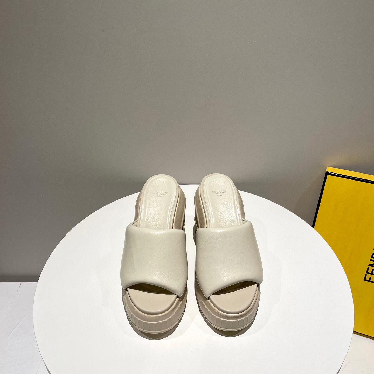 Fendi Fashion Show Beige Nappa Leather Slides - PerfectKickZ