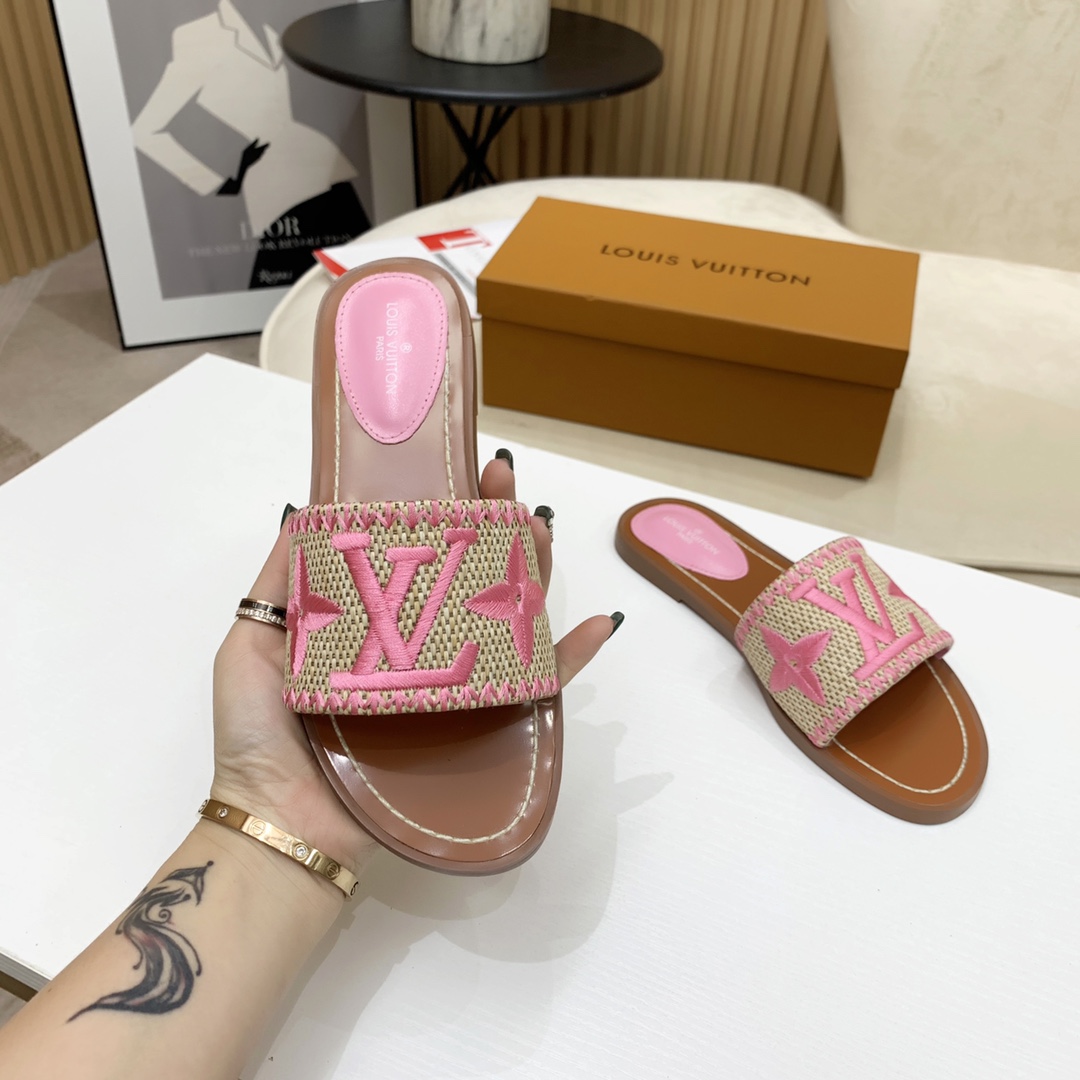 Louis Vuitton Lock It Flat Mule - PerfectKickZ