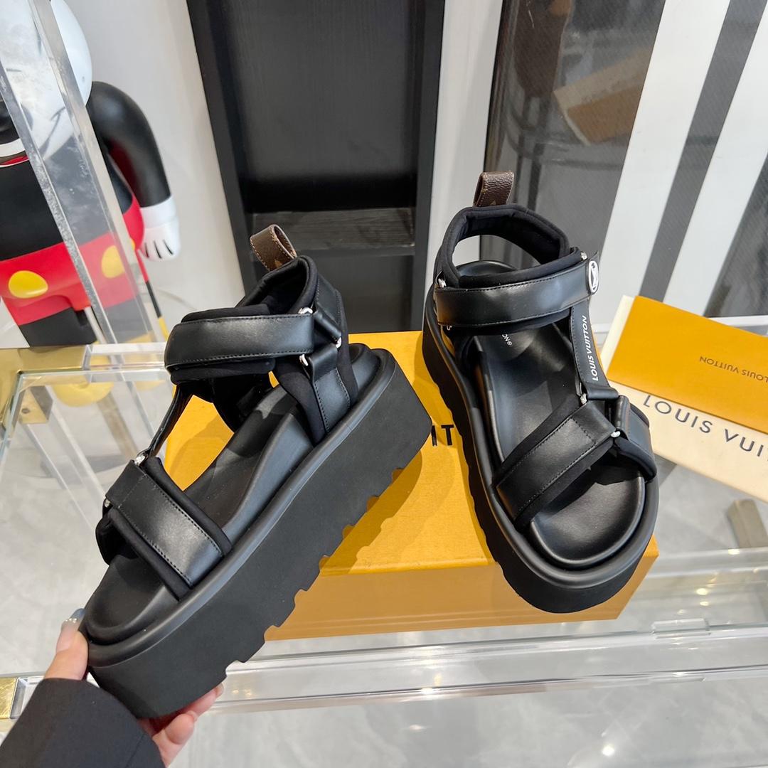 Louis Vuitton Pool Pillow Flat Comfort Sandal - 