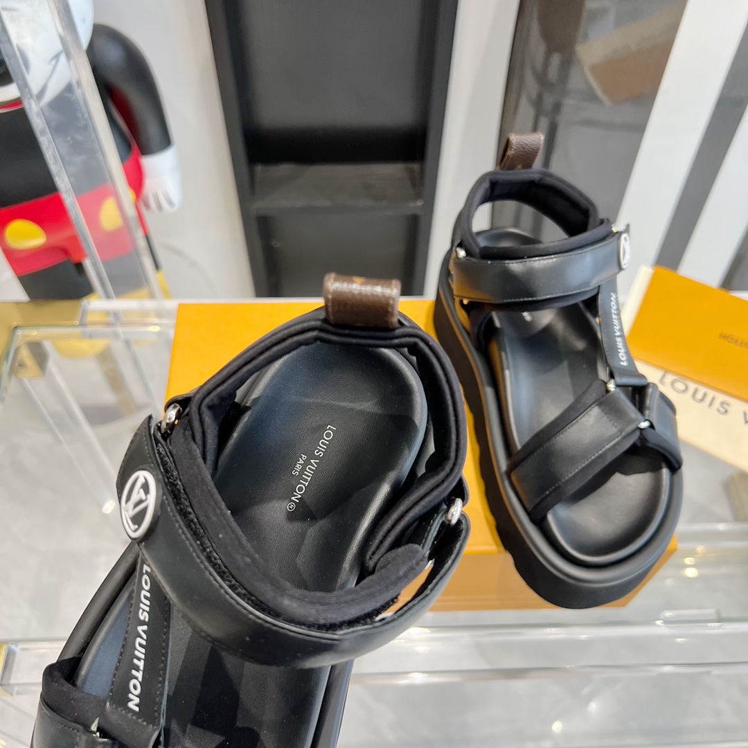 Louis Vuitton Pool Pillow Flat Comfort Sandal - 