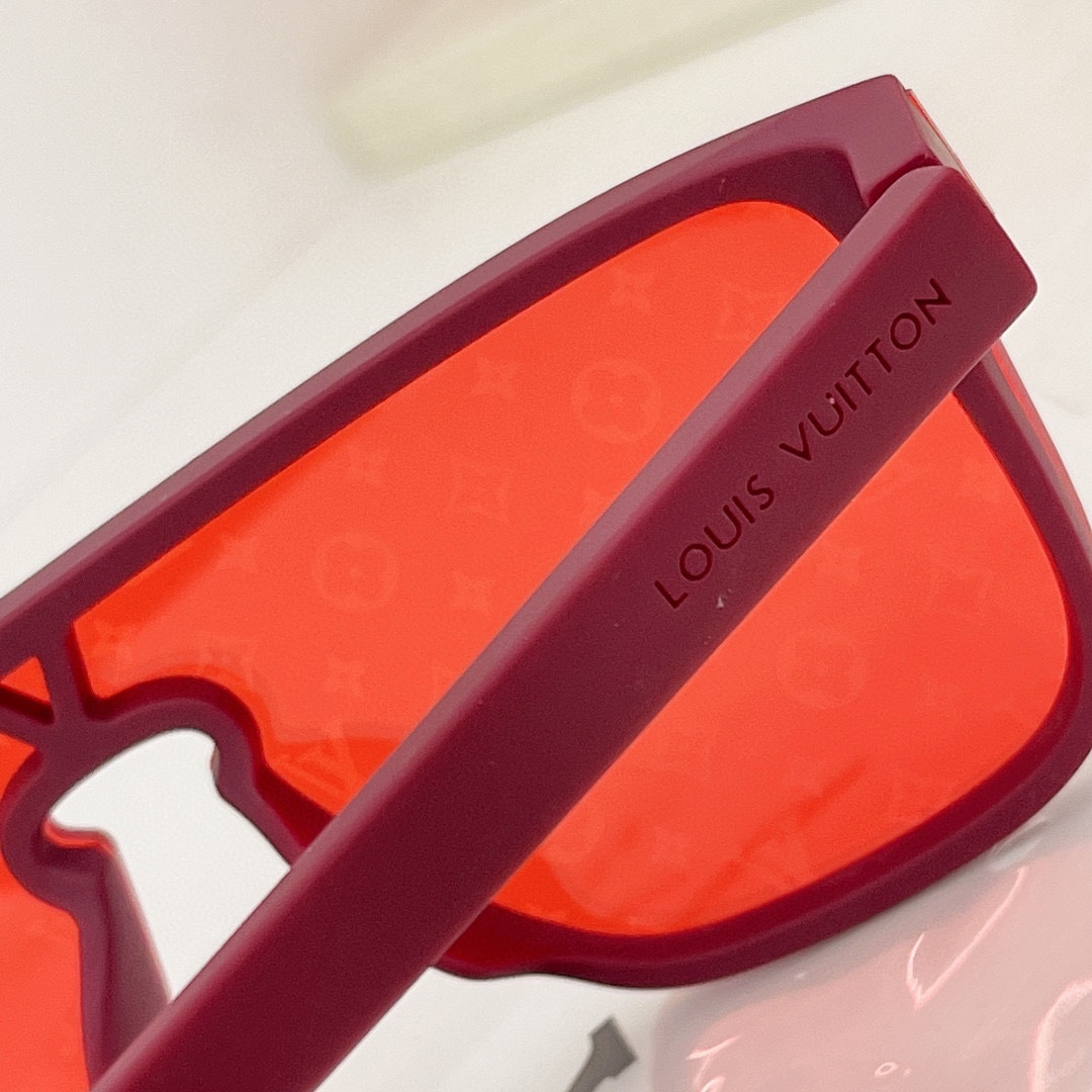 Louis Vuitton LV Waimea Sunglasses   Z1082 - PerfectKickZ