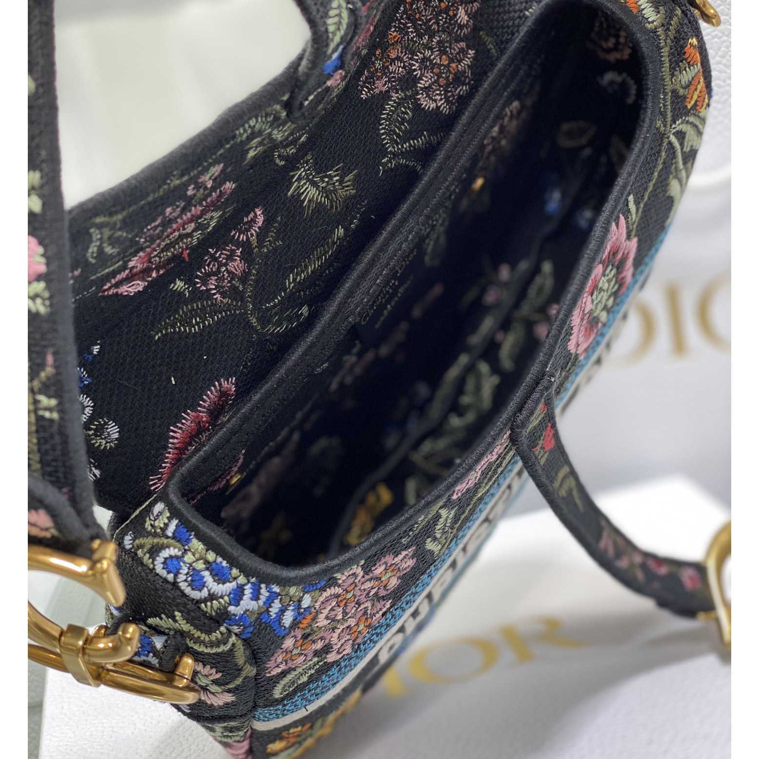 Dior Saddle Bag  - 