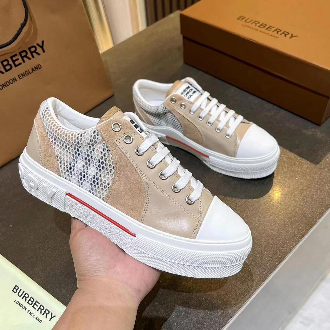 Burberry Low-Top Sneakers - PerfectKickZ