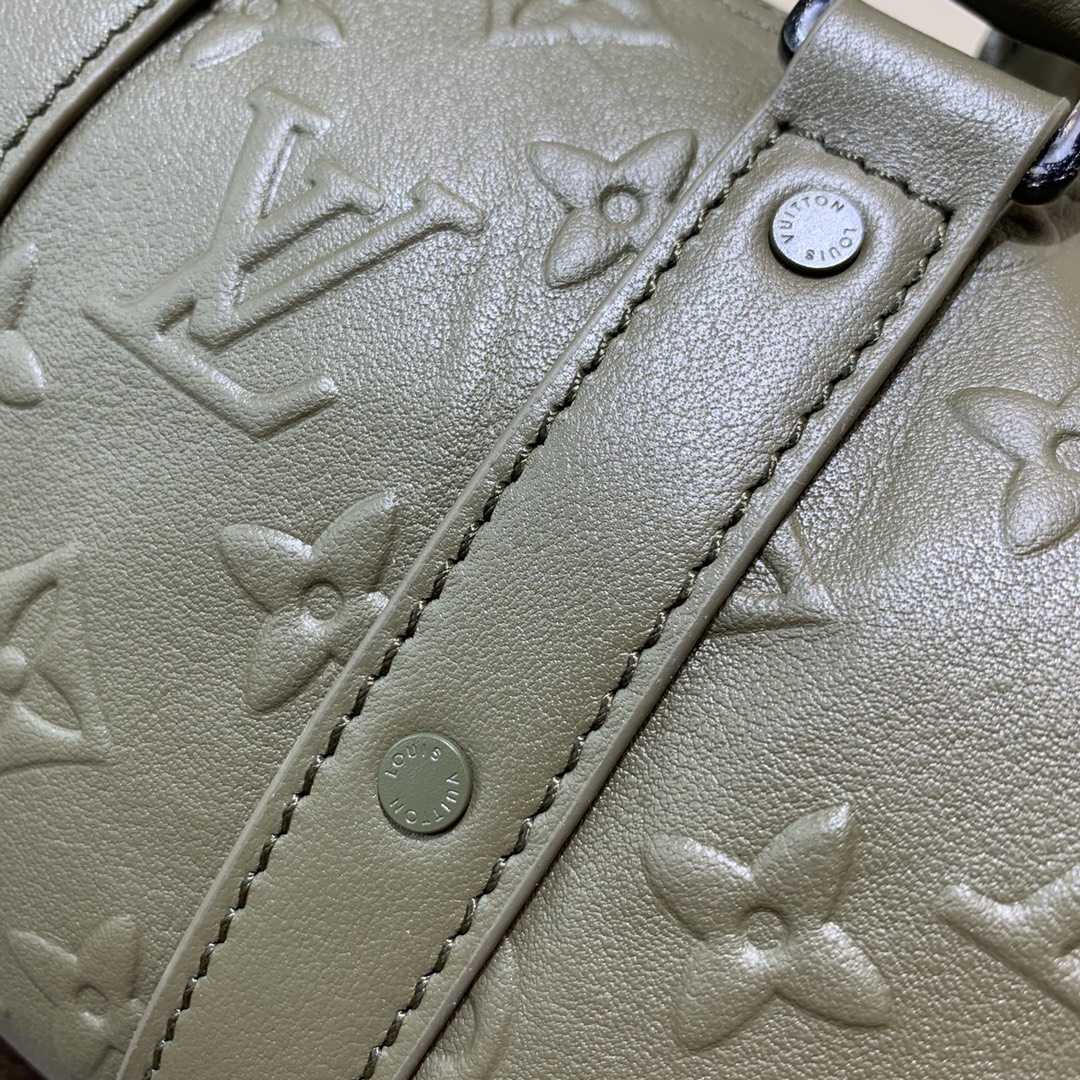 Louis Vuitton XS Other Leather Bag(21 x 12 x 9cm)  M57961 - PerfectKickZ