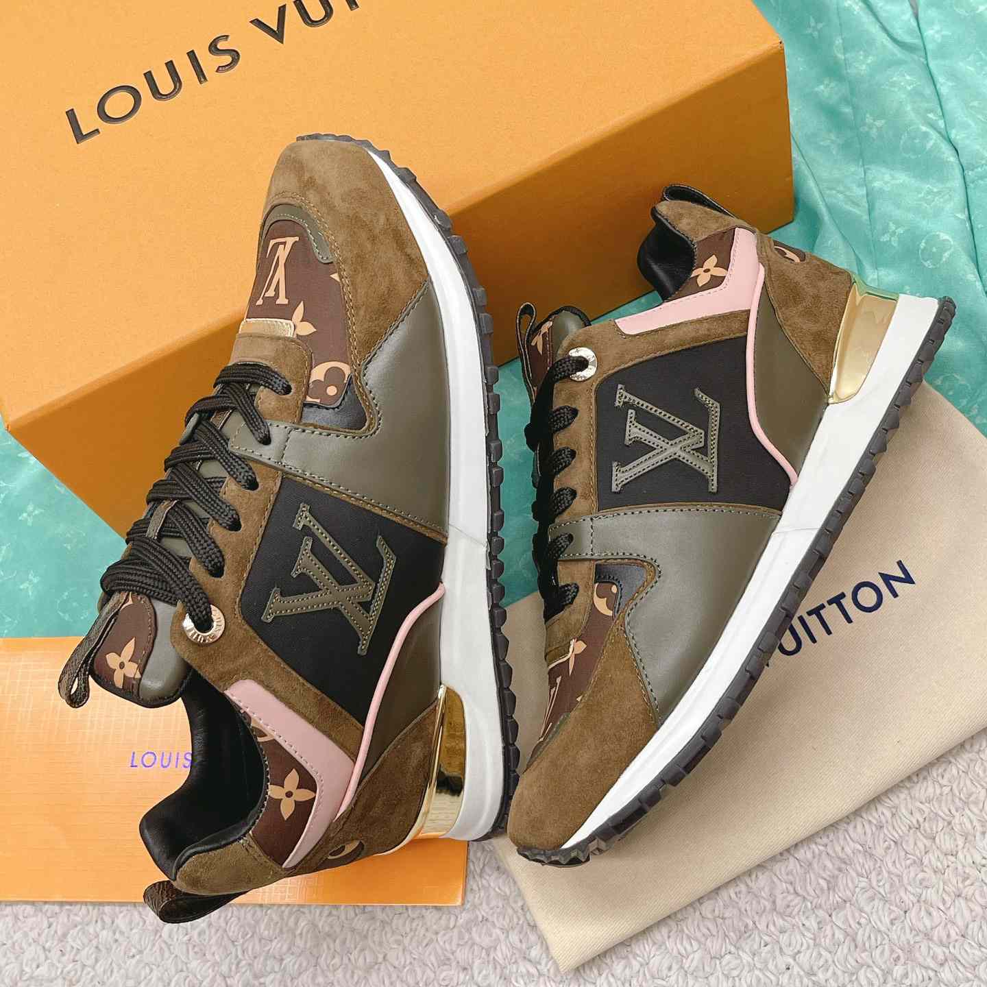 Louis Vuitton Run Away Sneaker   (upon uk size)  1AAP4P - PerfectKickZ