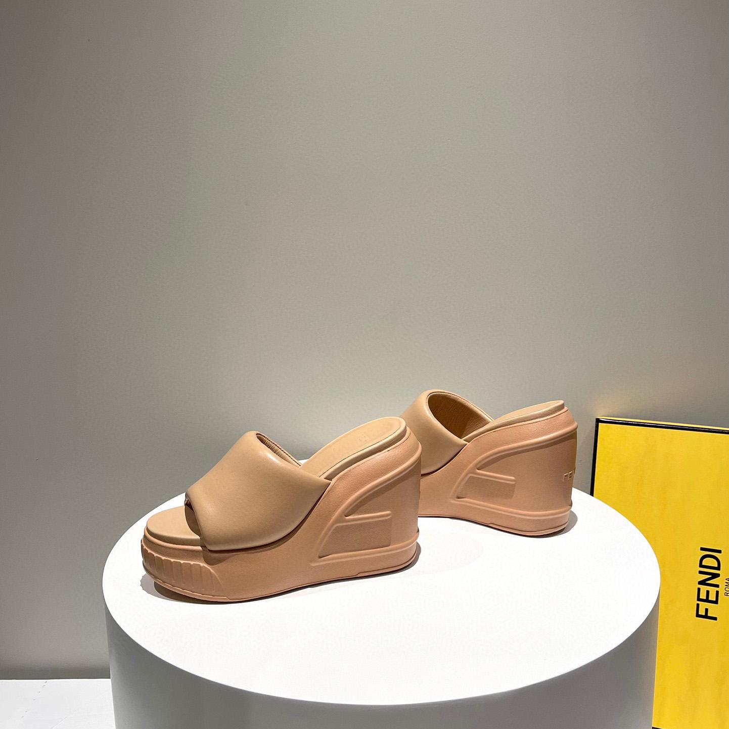 Fendi Fashion Show Beige Nappa Leather Slides - PerfectKickZ