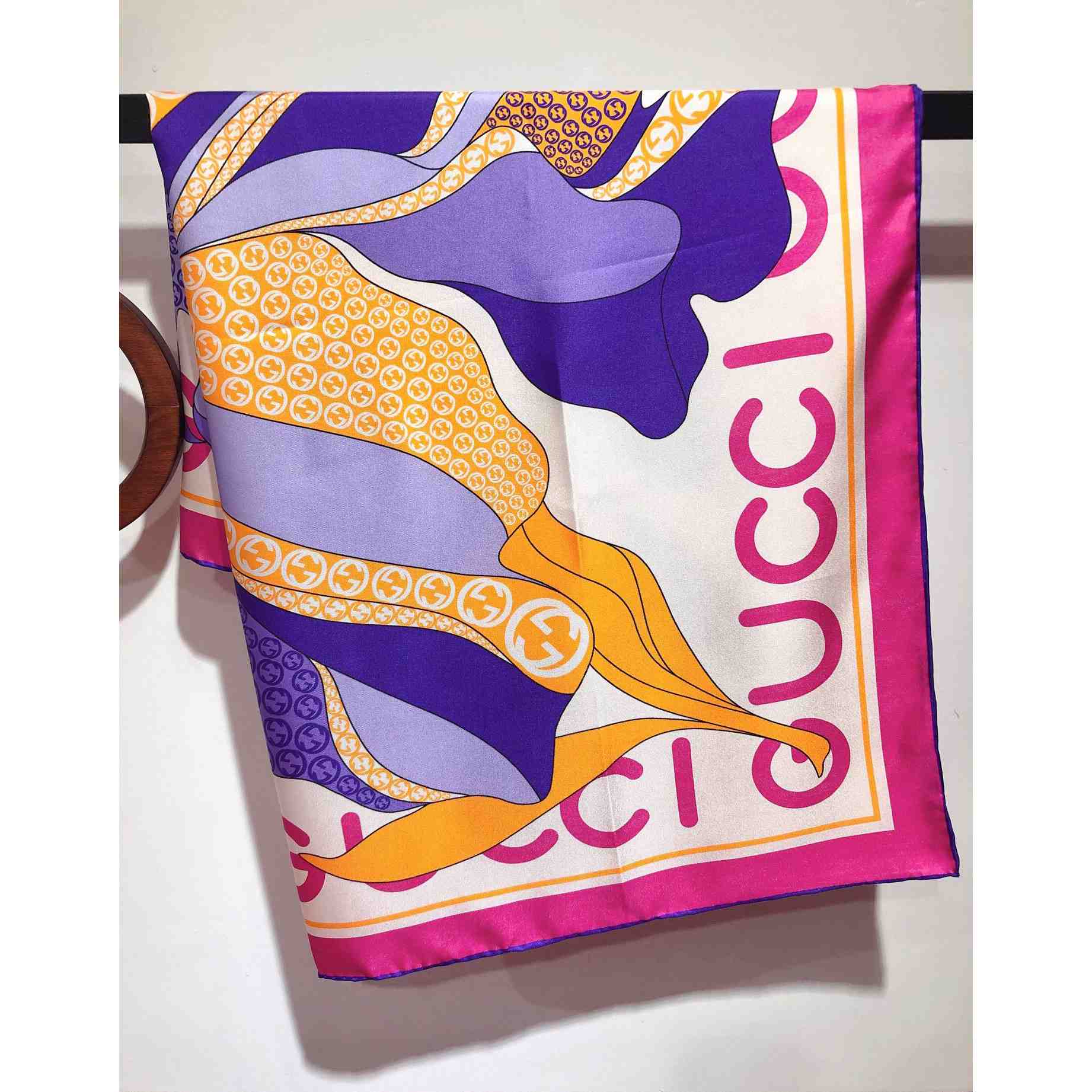 Gucci Maxi Flower Print Silk Scarf - PerfectKickZ
