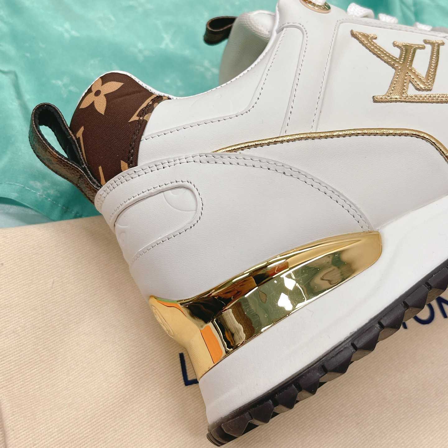Louis Vuitton Run Away Sneaker   (upon uk size)  1AAP3T - PerfectKickZ