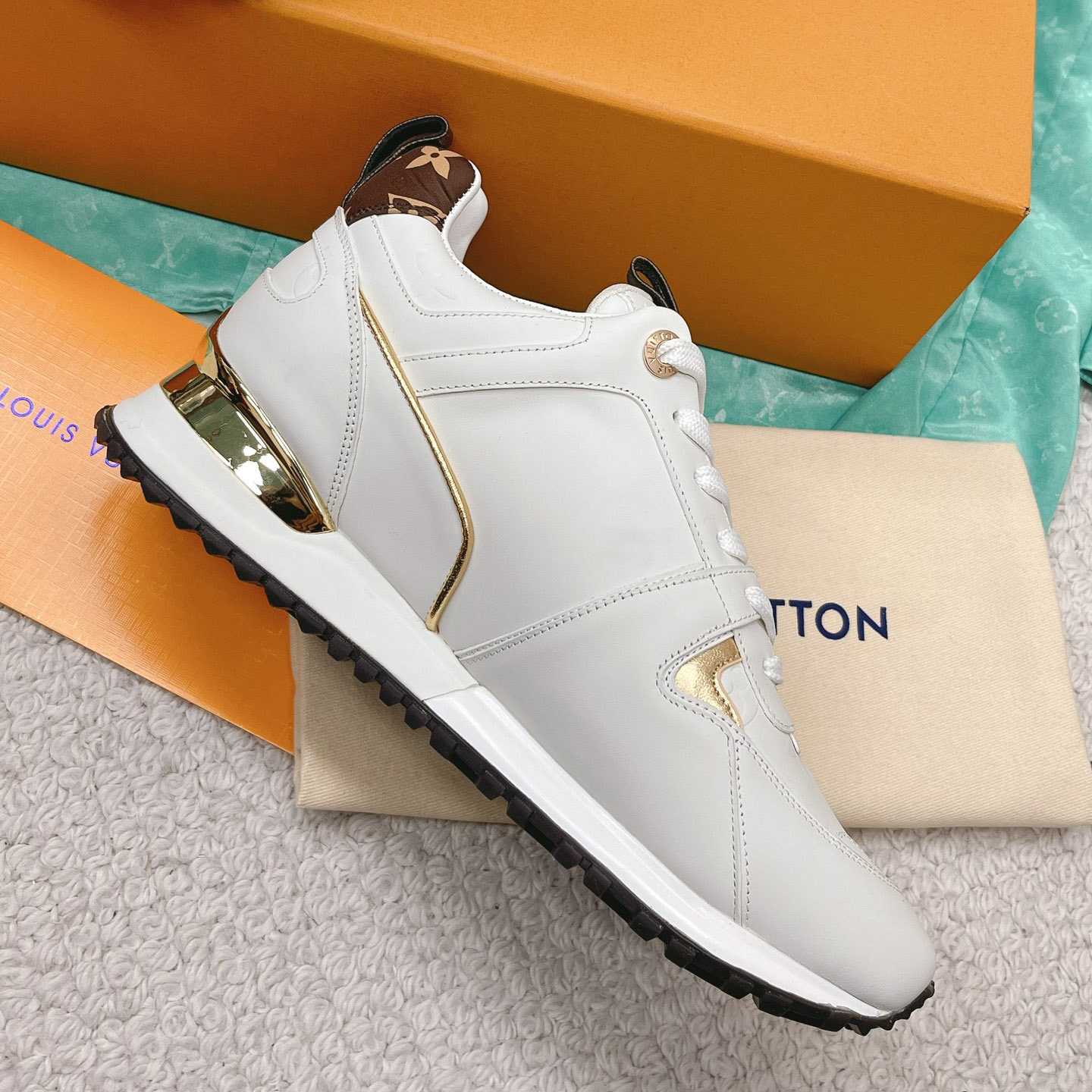 Louis Vuitton Run Away Sneaker   (upon uk size)  1AAP3T - PerfectKickZ
