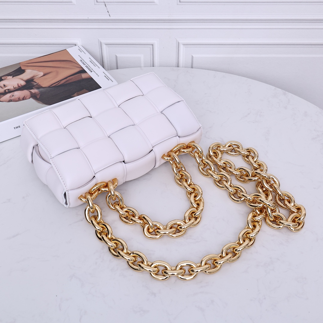 Bottega Veneta Chain Cassette - 