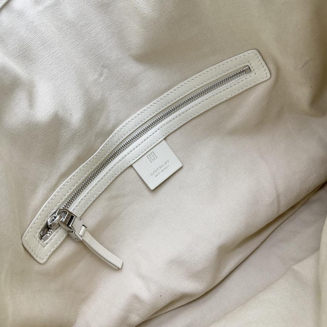 Givenchy Medium Voyou Bag In Leather(32-37-6.5cm) - PerfectKickZ