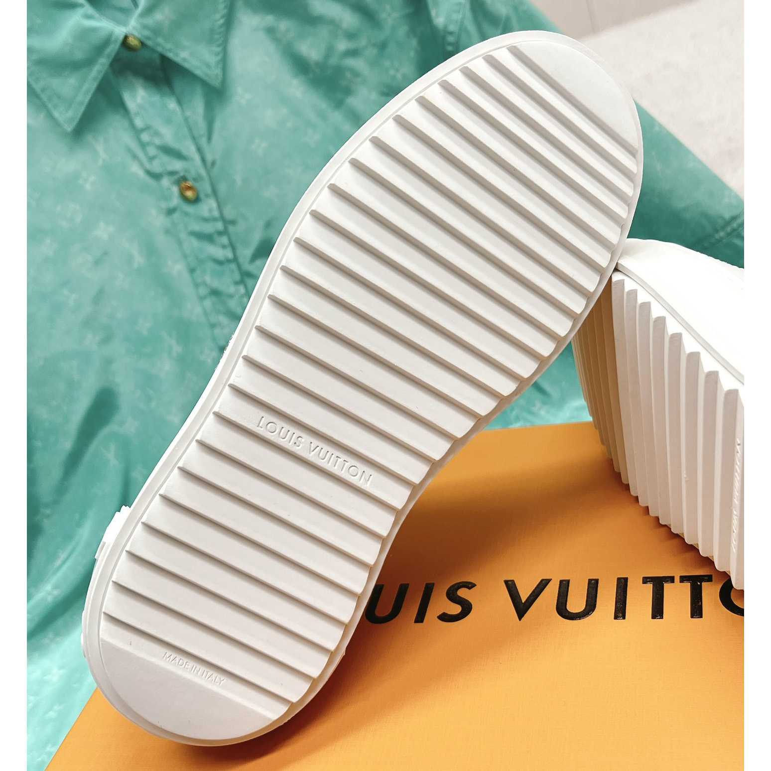 Louis Vuitton Time Out Sneaker (upon uk size)  1AAW10 - PerfectKickZ