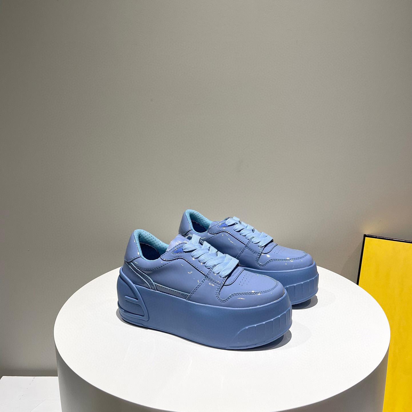 Fendi Fashion Show Blue Leather Low-Tops Sneaker  - PerfectKickZ