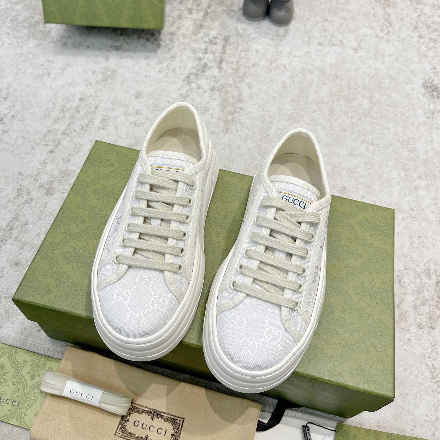 Gucci Women's GG Sneaker - PerfectKickZ