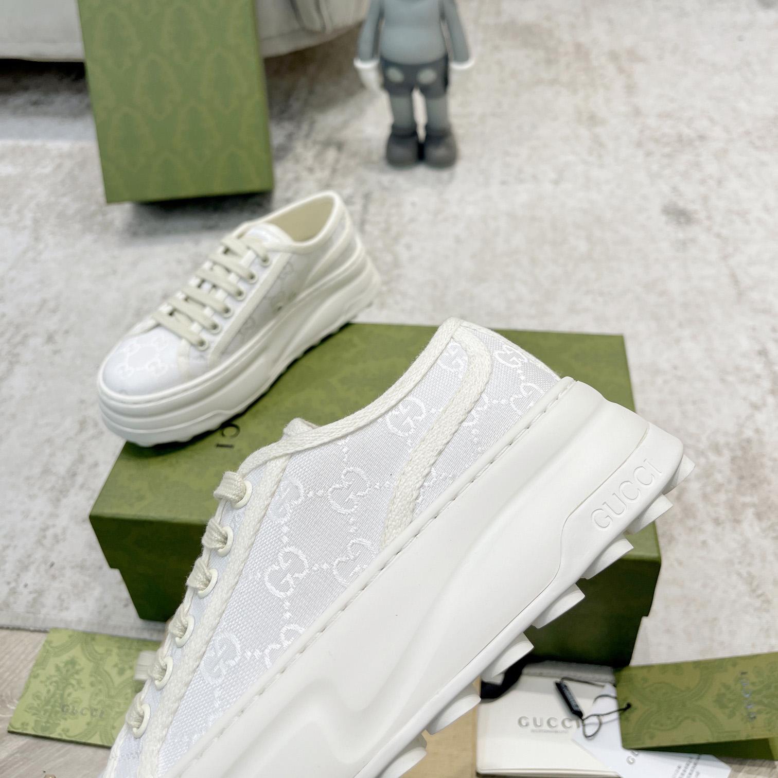 Gucci Women's GG Sneaker - PerfectKickZ