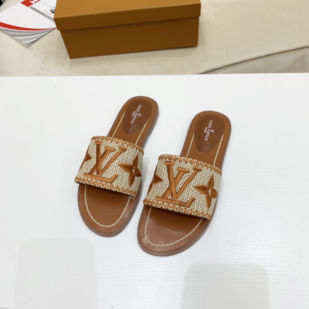Louis Vuitton Lock It Flat Mule - PerfectKickZ