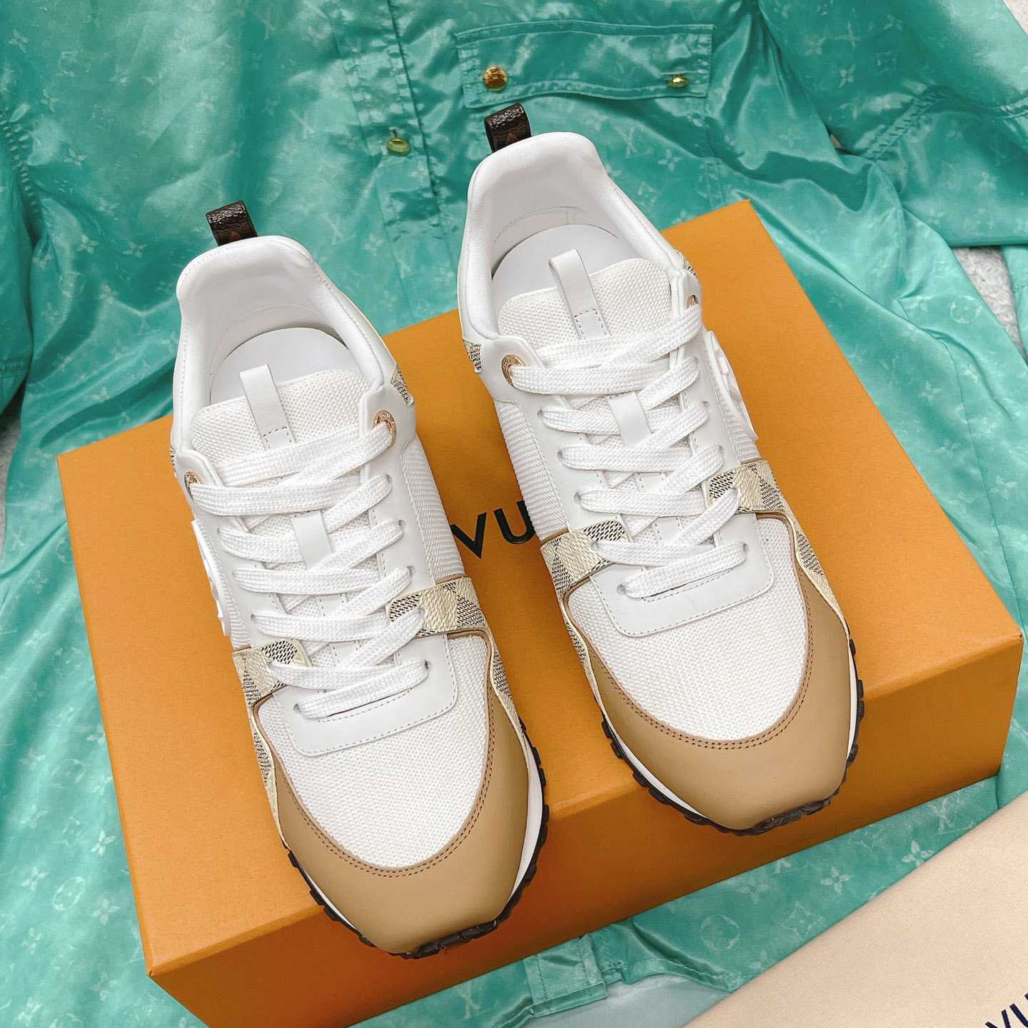 Louis Vuitton Run Away Sneaker   (upon uk size)  1AAWFD - PerfectKickZ