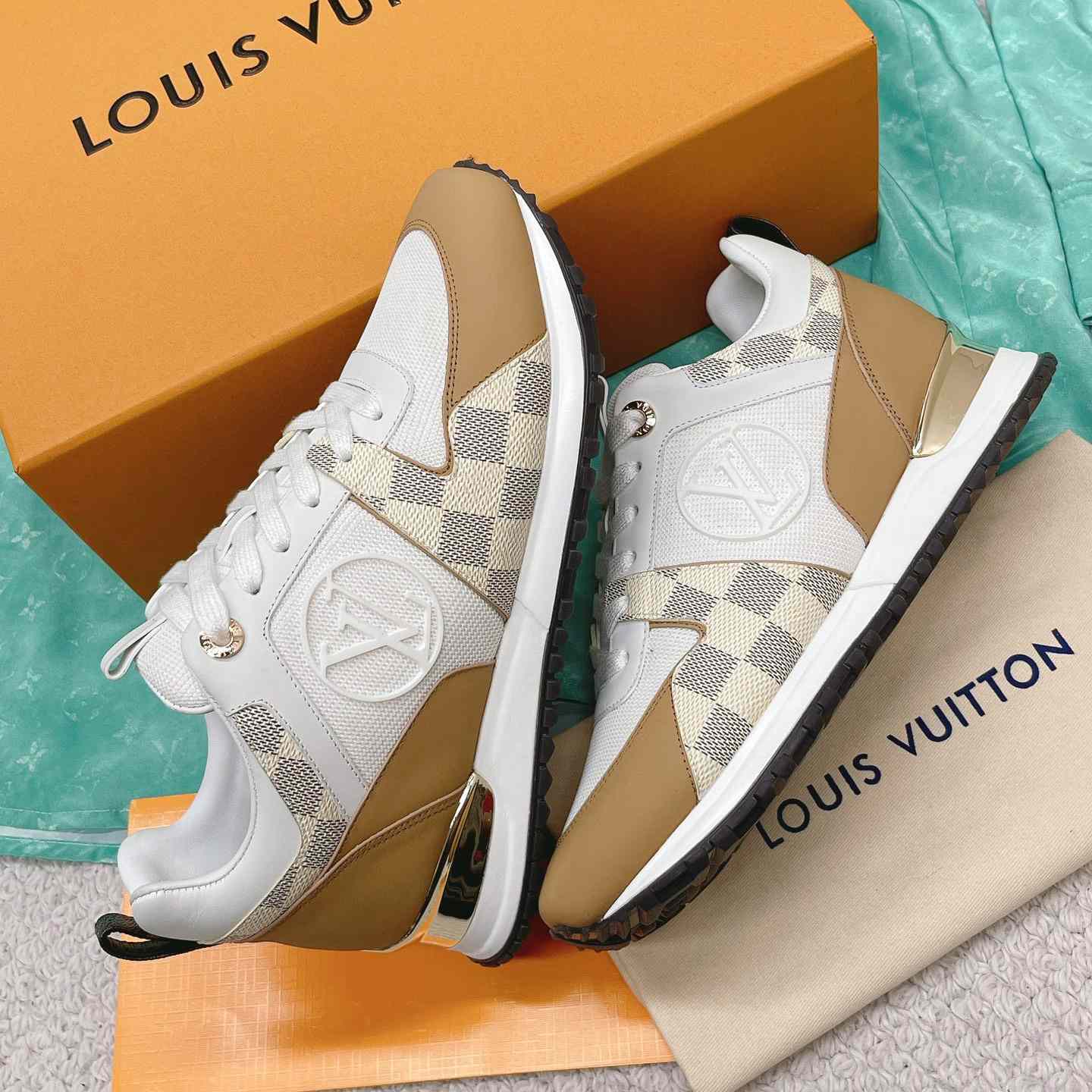 Louis Vuitton Run Away Sneaker   (upon uk size)  1AAWFD - PerfectKickZ