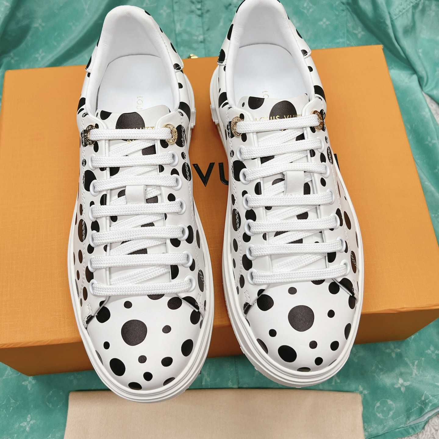 Louis Vuitton Time Out Sneaker (upon uk size)  1AB9VH - PerfectKickZ