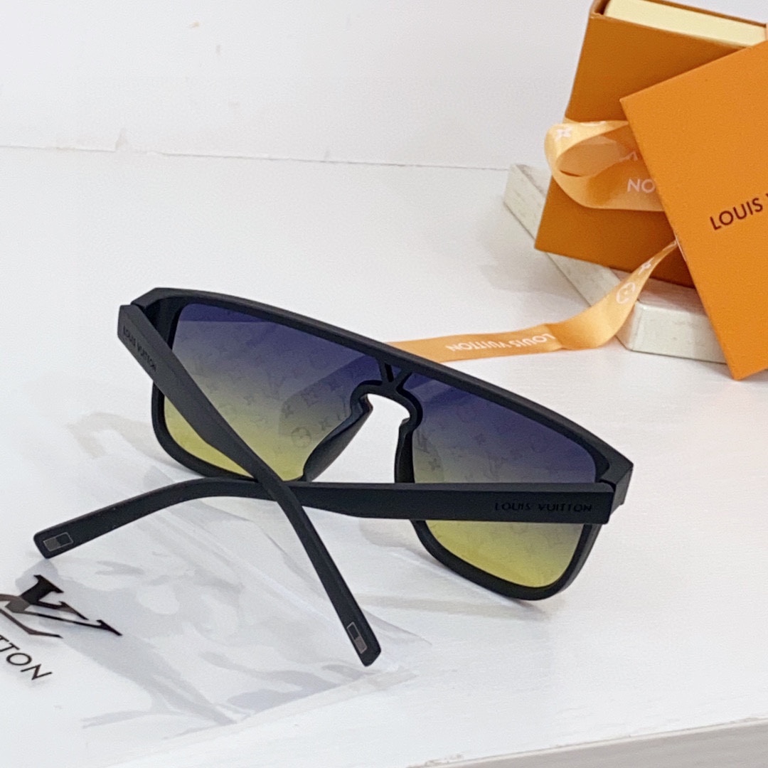 Louis Vuitton LV Waimea Sunglasses   Z1082 - PerfectKickZ