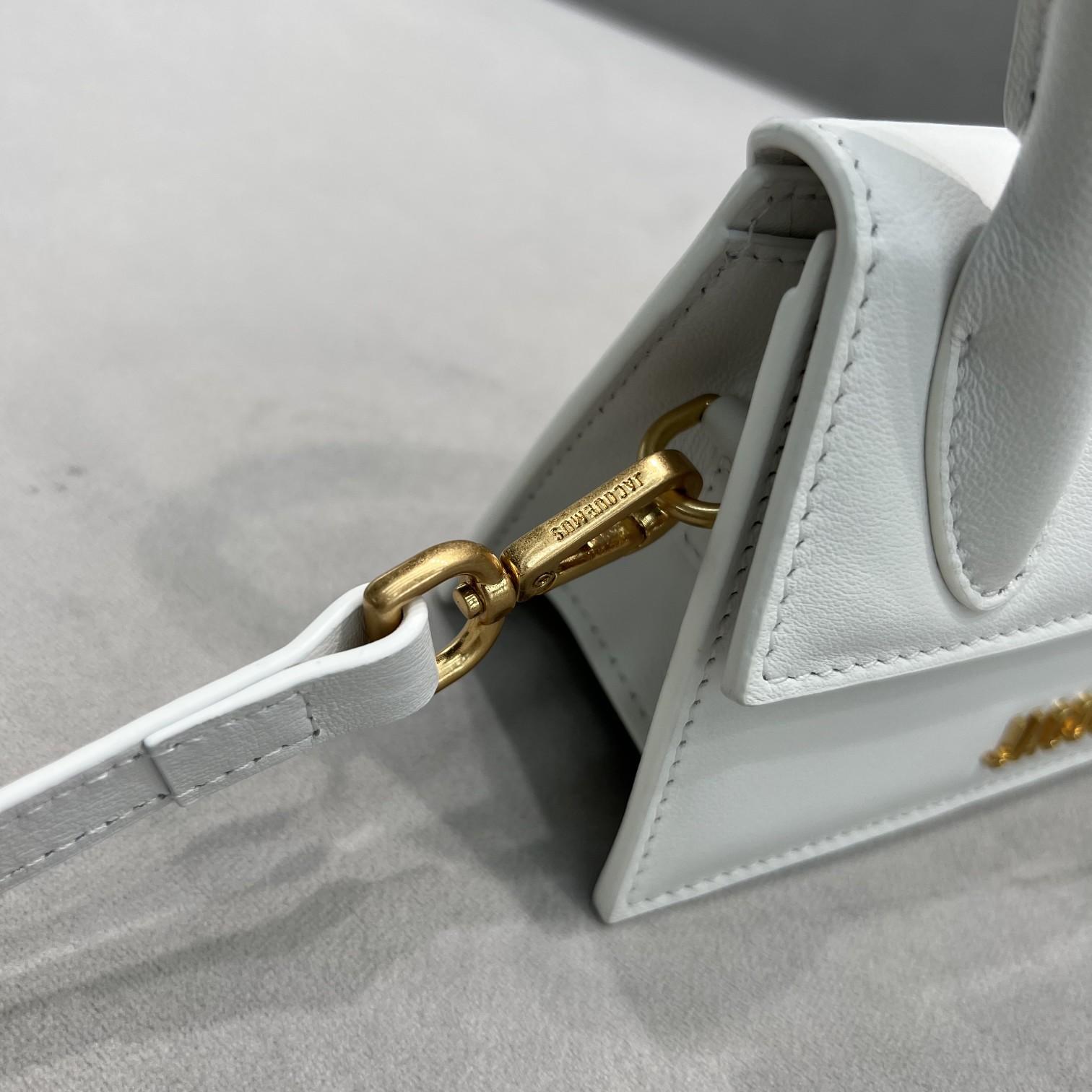 Jacquemus Le Chiquito Signature Leather Mini Handbag(12-8-5cm) - PerfectKickZ
