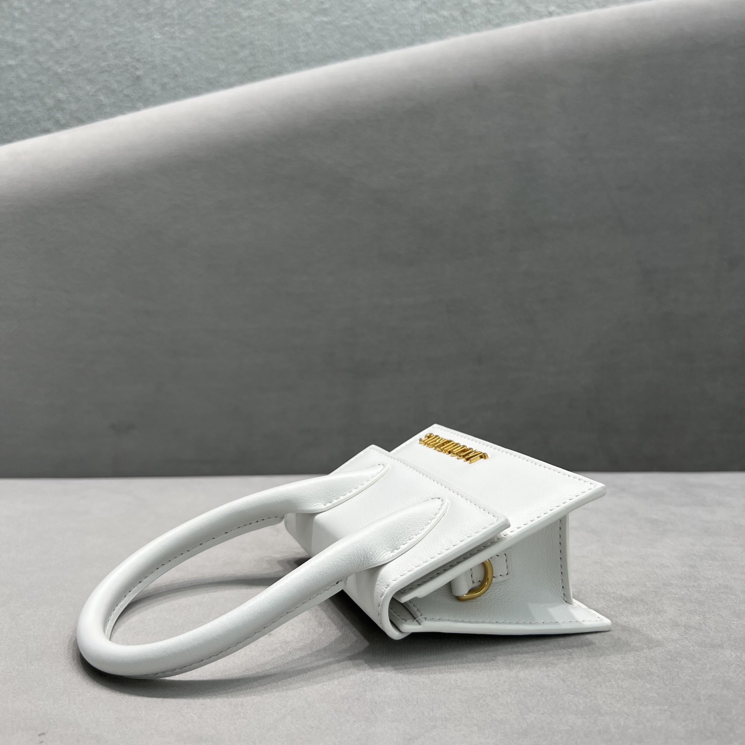 Jacquemus Le Chiquito Signature Leather Mini Handbag(12-8-5cm) - PerfectKickZ