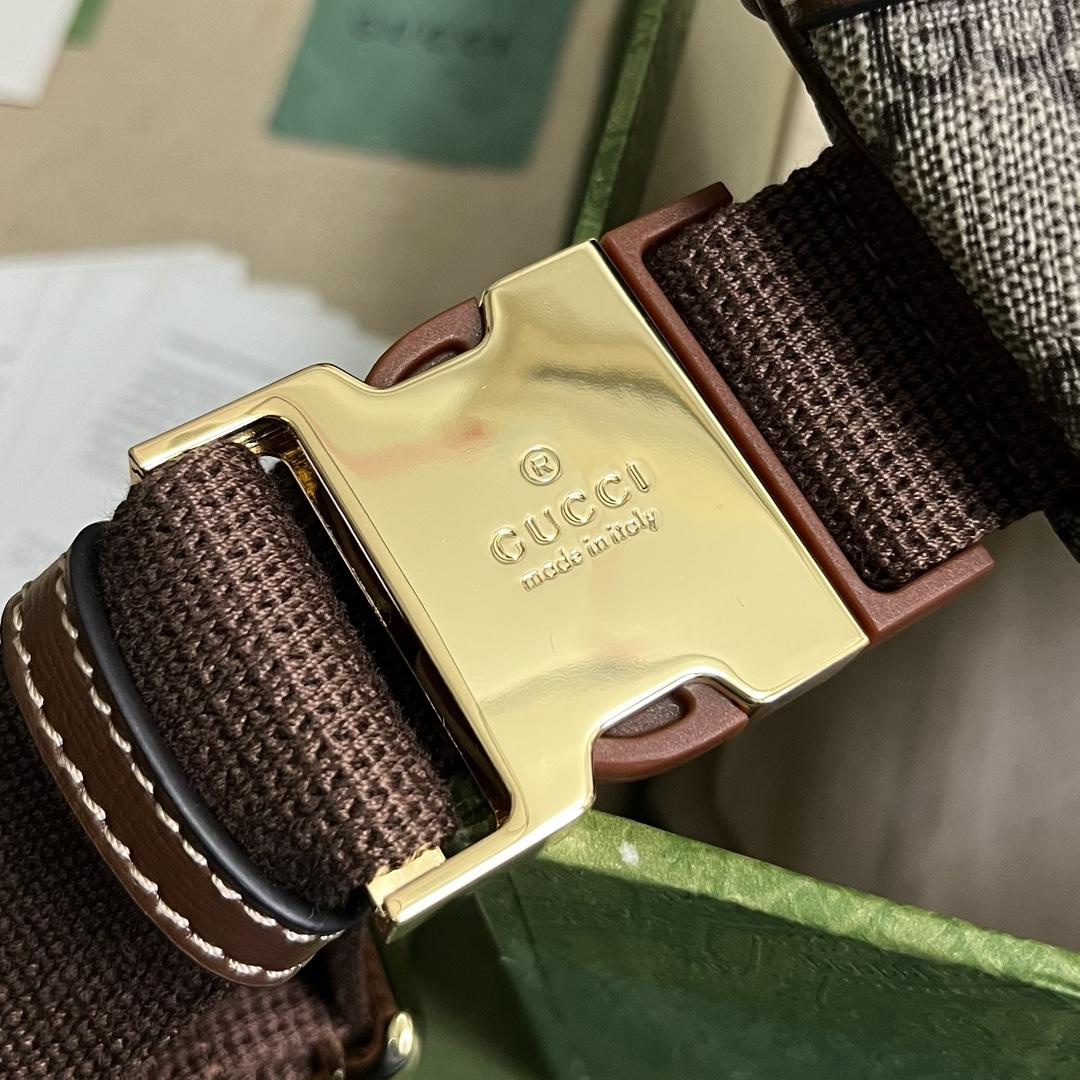 Gucci GG Large Belt Bag  (22-15-4cm) - 