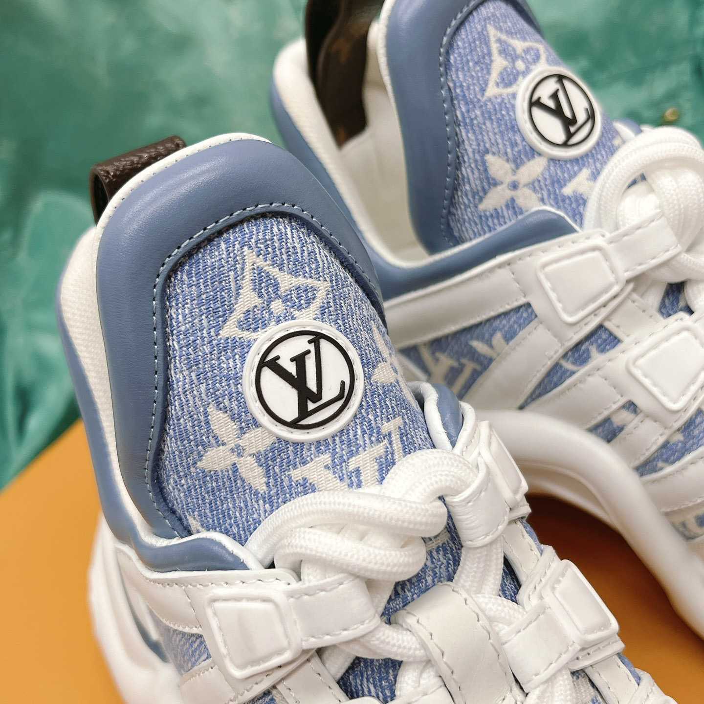 Louis Vuitton LV Archlight Trainers  (upon uk size)    1AB30Q - PerfectKickZ