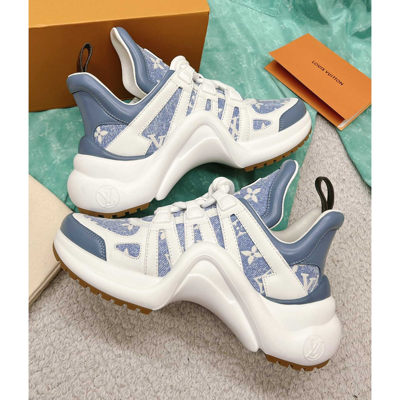 Louis Vuitton LV Archlight Trainers  (upon uk size)    1AB30Q - PerfectKickZ