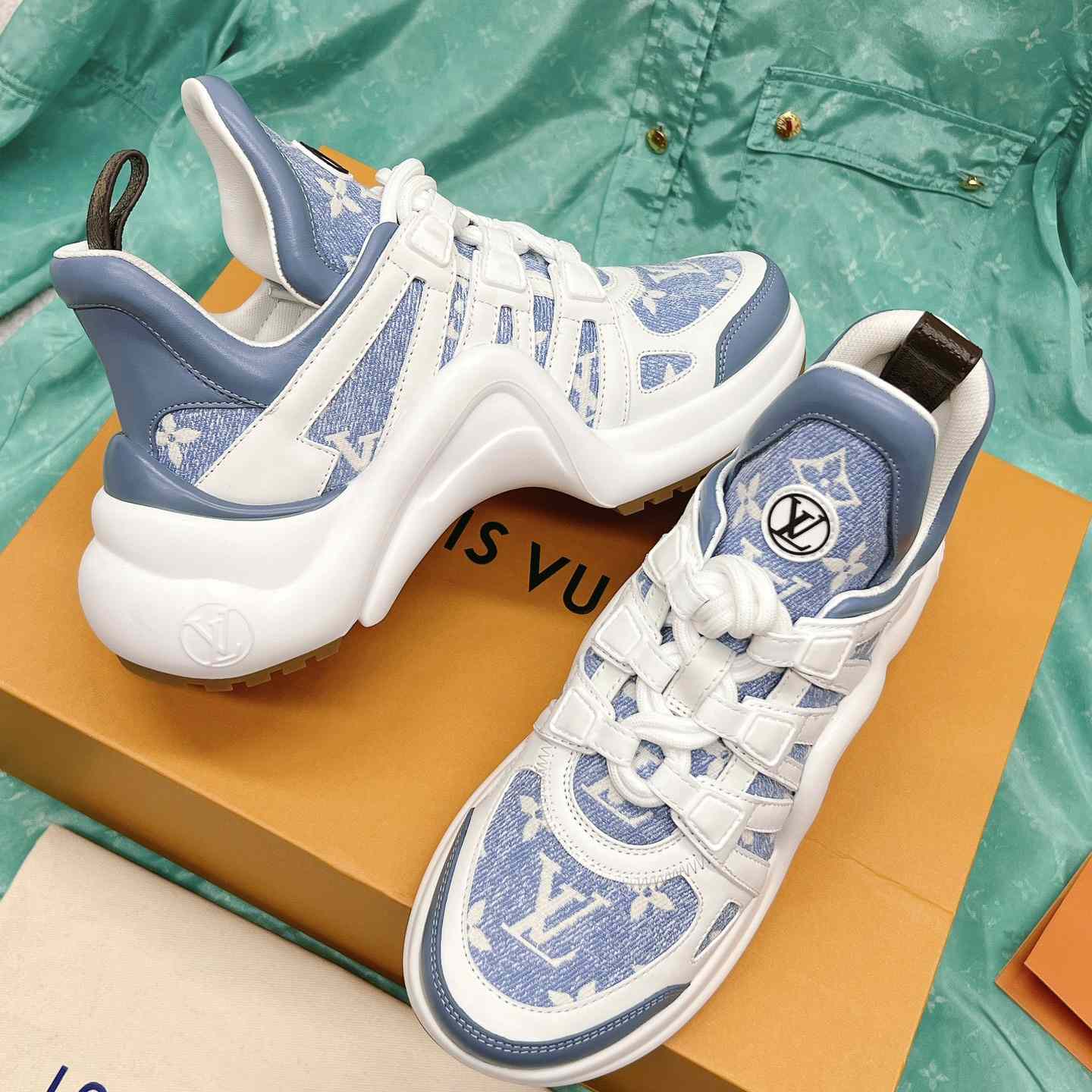 Louis Vuitton LV Archlight Trainers  (upon uk size)    1AB30Q - PerfectKickZ