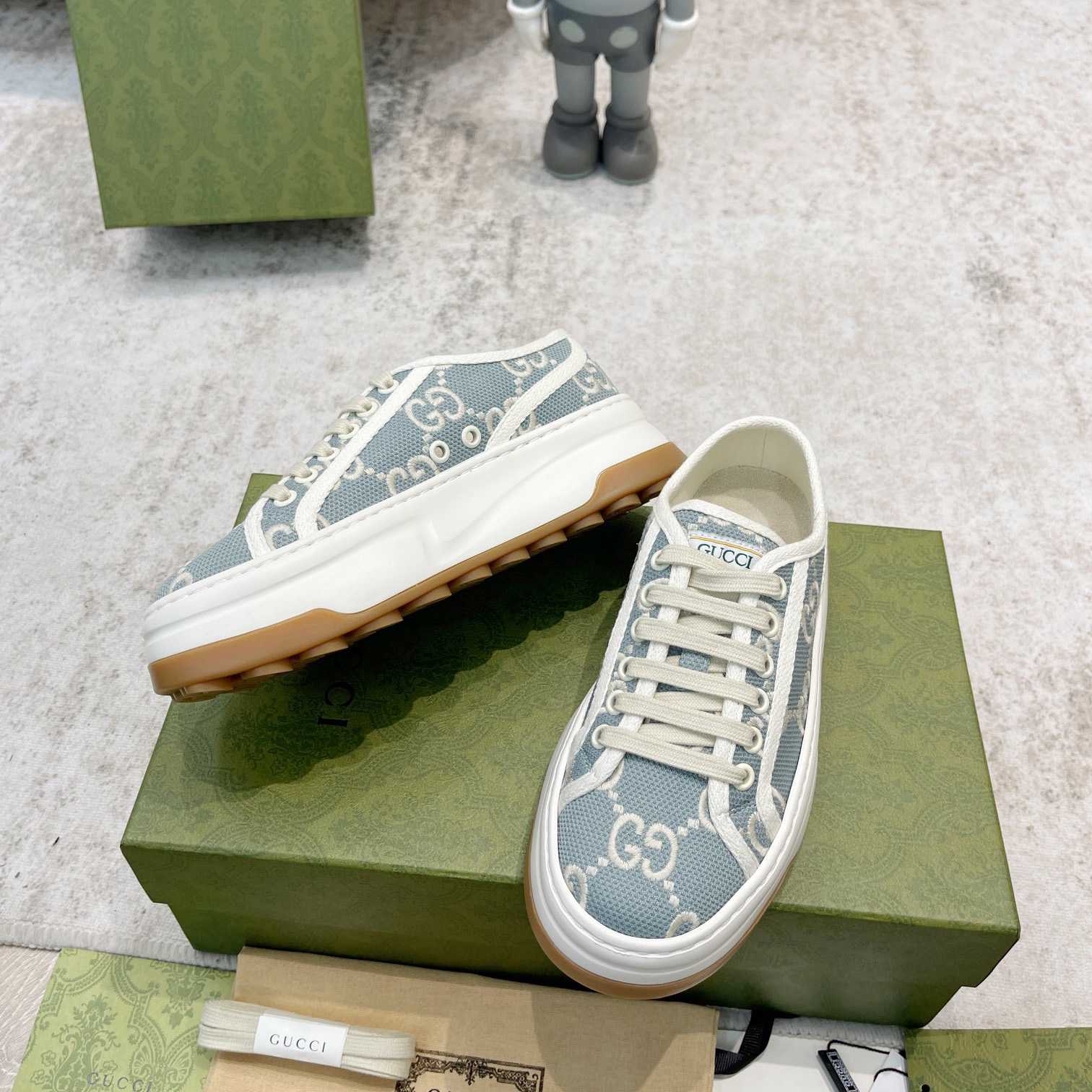 Gucci Women's GG Sneaker - PerfectKickZ