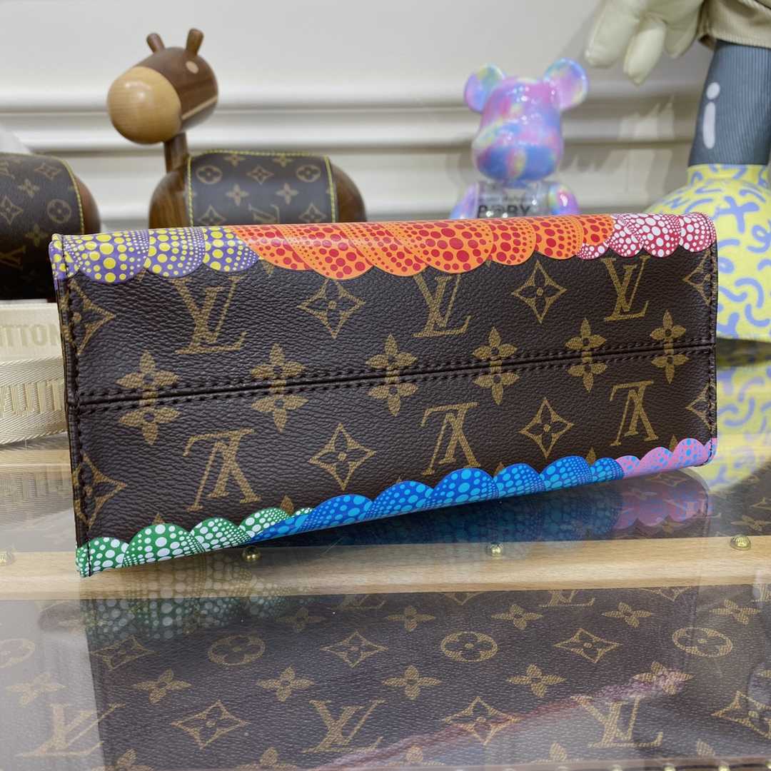Louis Vuitton LV x YK OnTheGo PM (25*19*11.5cm) M46467 - PerfectKickZ