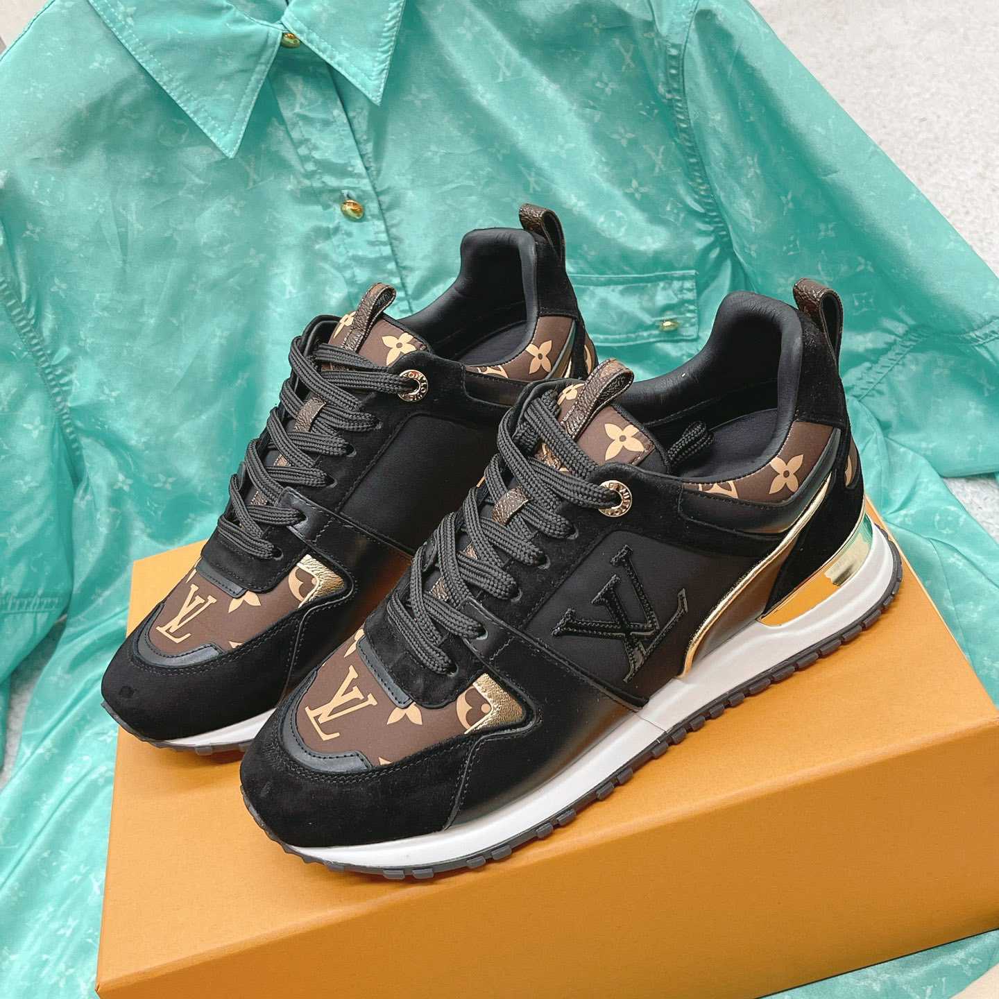 Louis Vuitton Run Away Sneaker   (upon uk size)  1AAP3D - PerfectKickZ