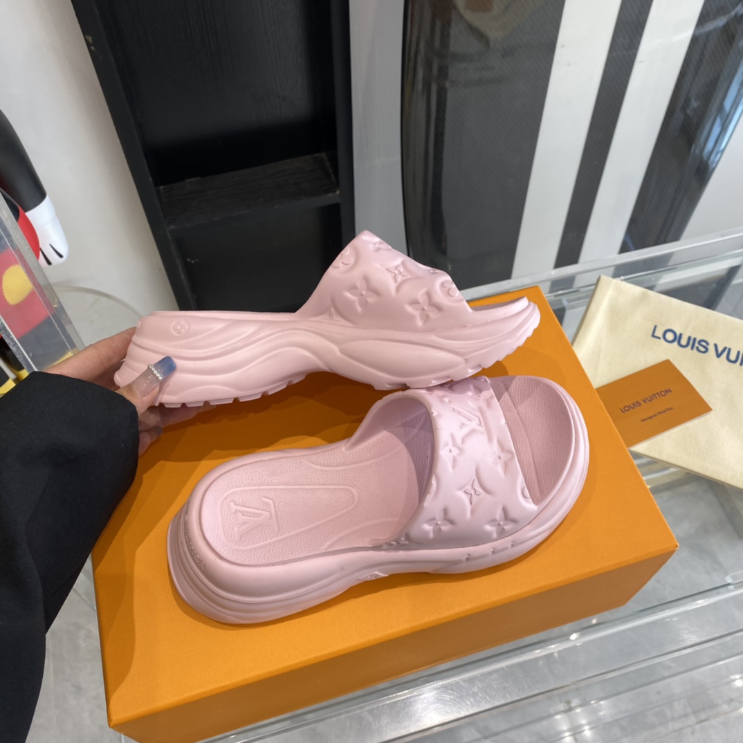 Louis Vuitton Pool 55 Flat Comfort Mule - PerfectKickZ